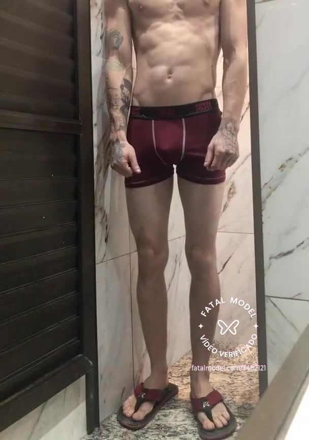 Imagem do vídeo de verificação de Raffael Jk