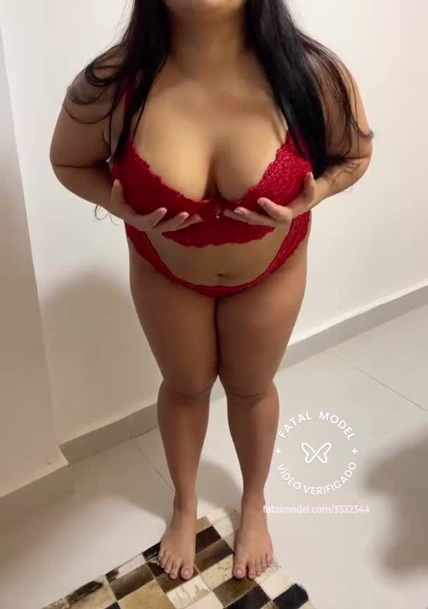Imagem do vídeo de verificação de Bella Nogueira