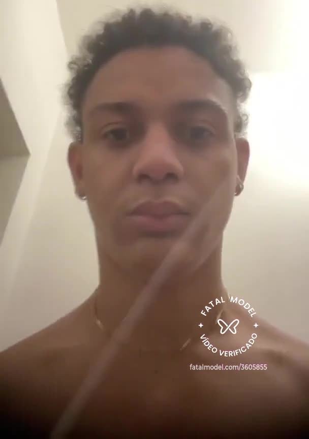 Imagem do vídeo de verificação de Fernando
