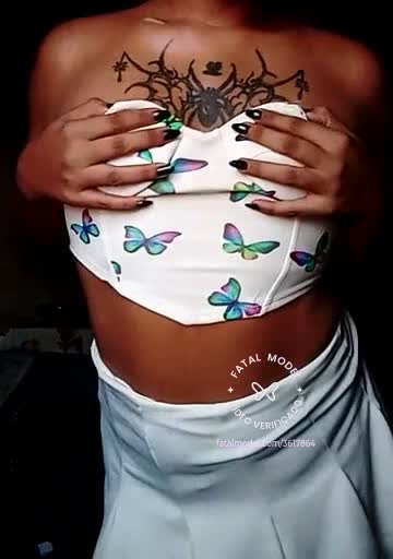 Imagem do vídeo de verificação de Izzy Moura