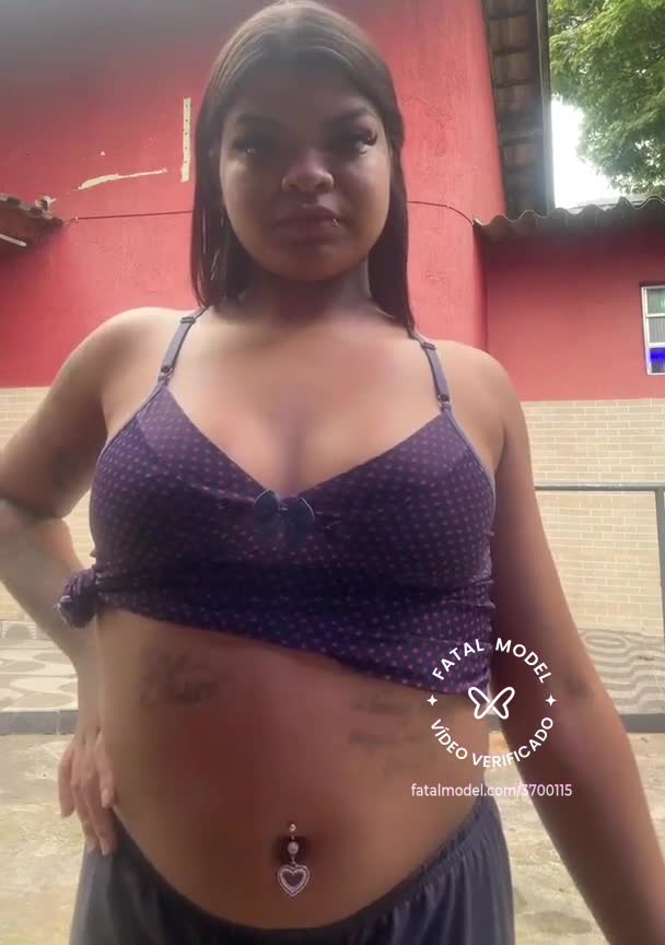 Imagem do vídeo de verificação de Thayna