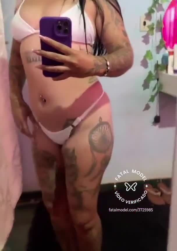 Imagem do vídeo de verificação de Isabella
