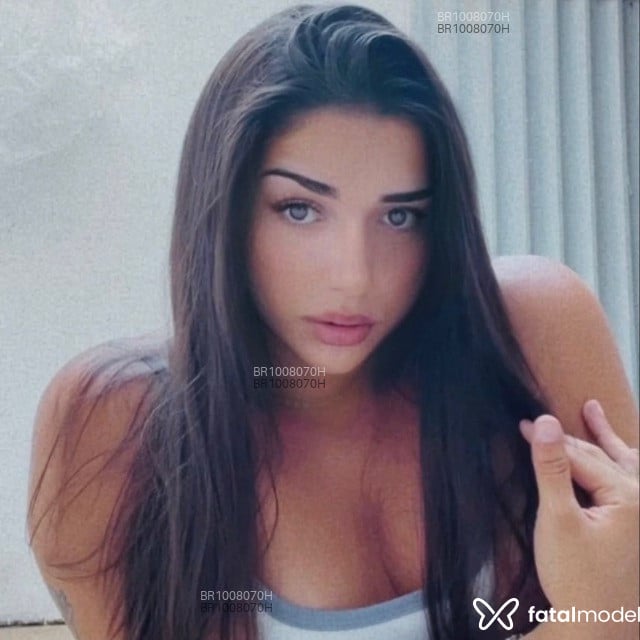 Acompanhante Ariel - Feed