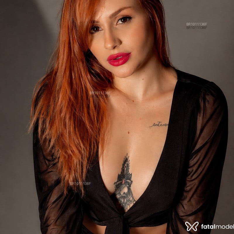 Acompanhante Mirella - Feed