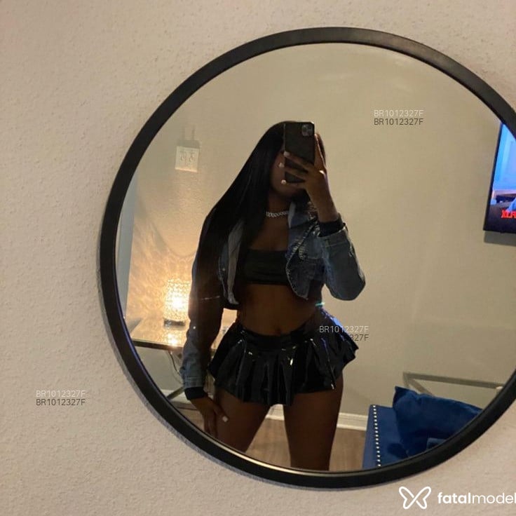 Acompanhante Yasmin - Feed