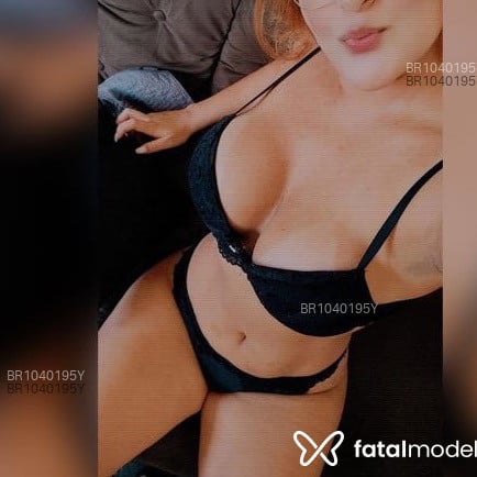 Acompanhante Latifa - Feed