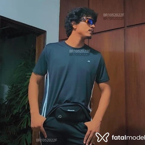 Acompanhante Preto Dllç - Feed