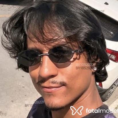Acompanhante Preto Dllç - Feed