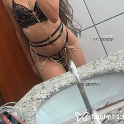 Acompanhante Mirella - Feed