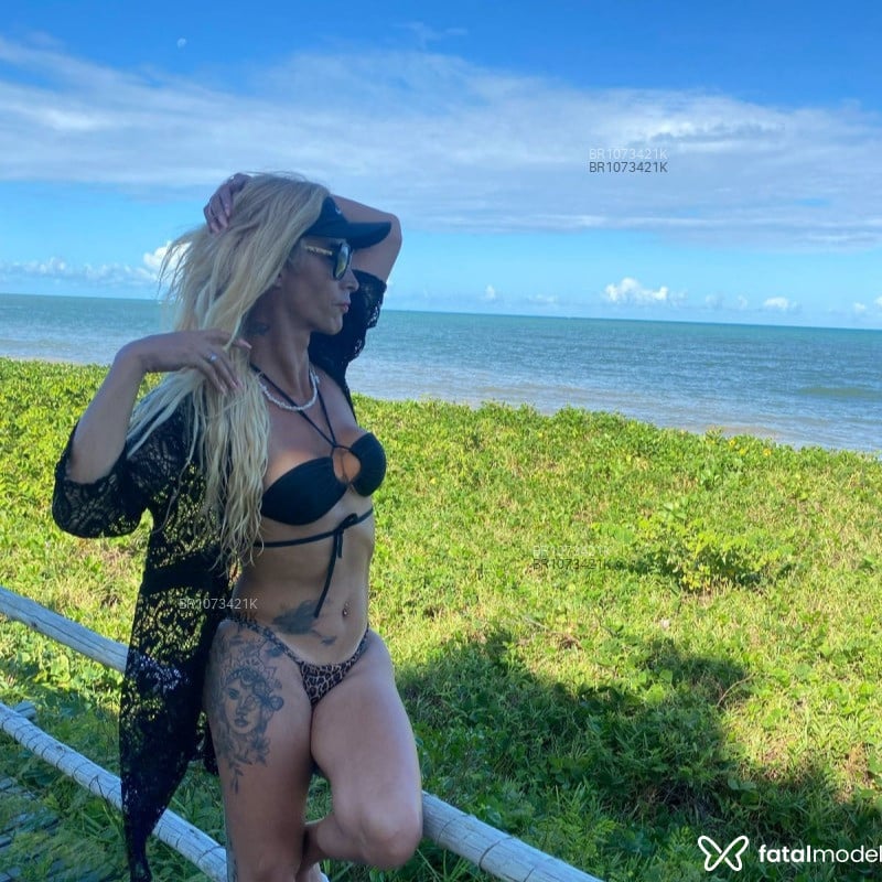Acompanhante Laura - Feed
