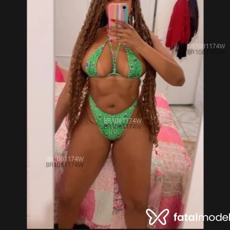 Acompanhante Iza Kaya - Feed