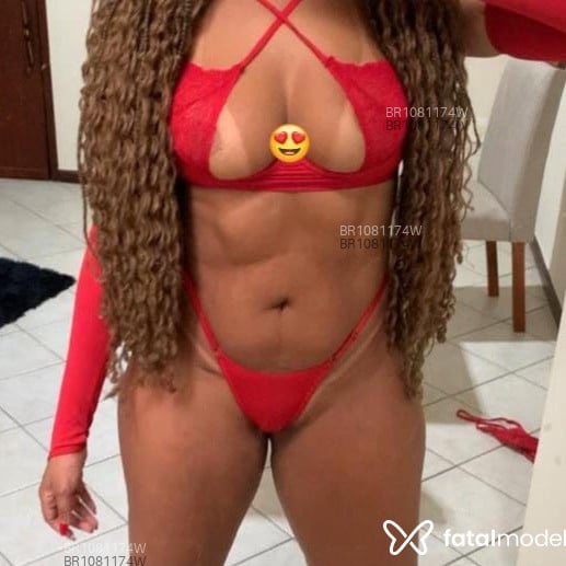 Acompanhante Iza Kaya - Feed