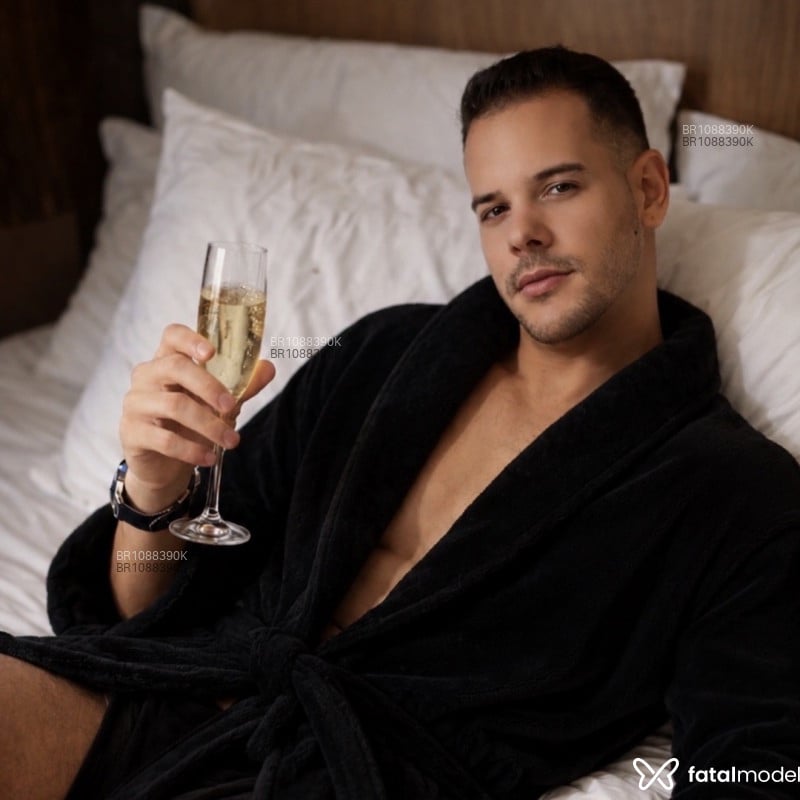 Acompanhante Felipe Mineiro - Feed