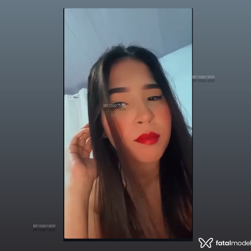 Acompanhante Letícia - Feed