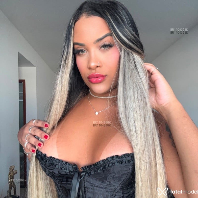 Acompanhante Júlia Teixeira - Feed