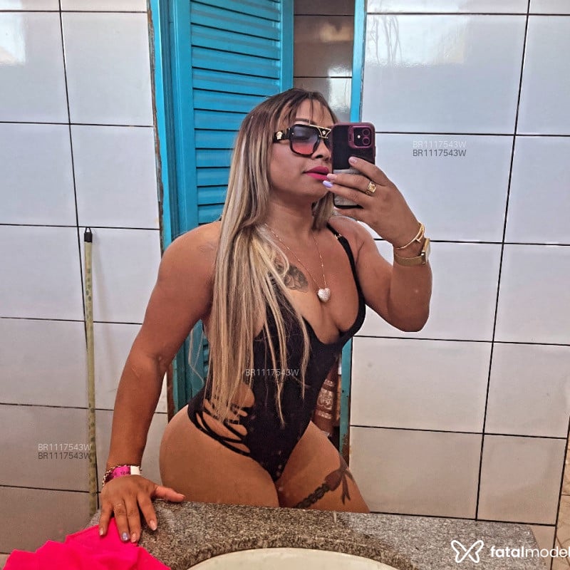 Acompanhante Mell Carvalho - Feed