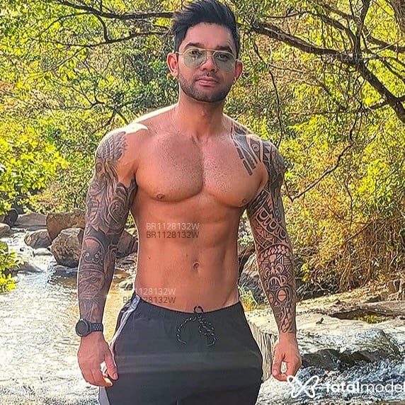 Acompanhante Ricky Mineiro - Feed