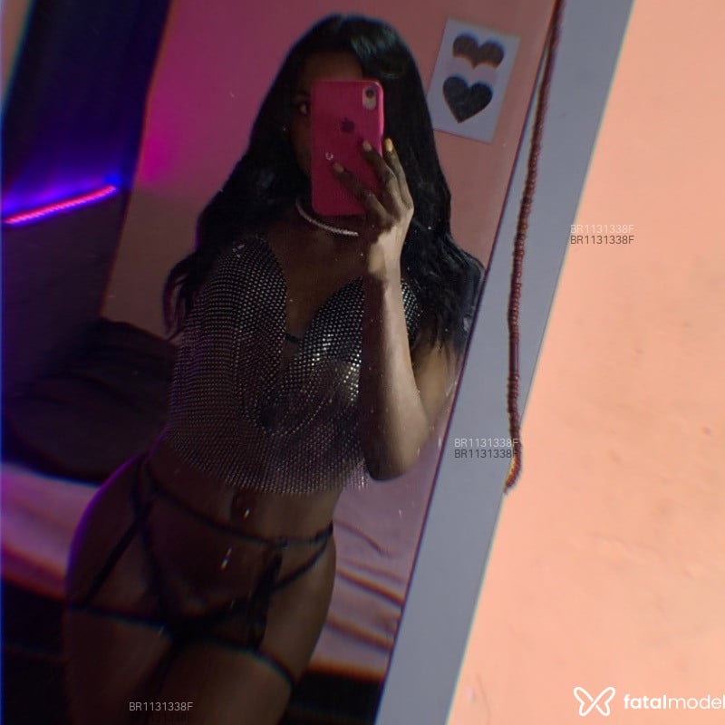 Acompanhante Rarielly Soares - Feed