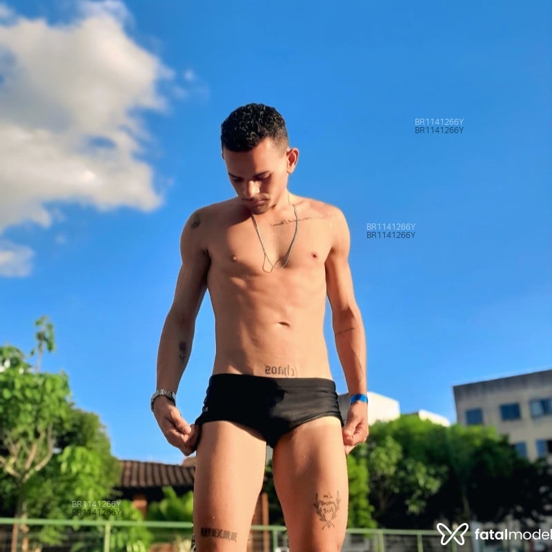 Acompanhante Caio Valentim - Feed