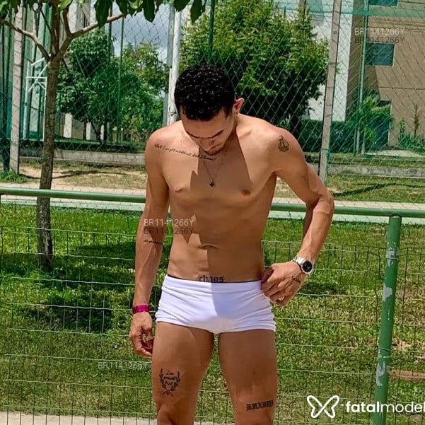 Acompanhante Caio Valentim - Feed