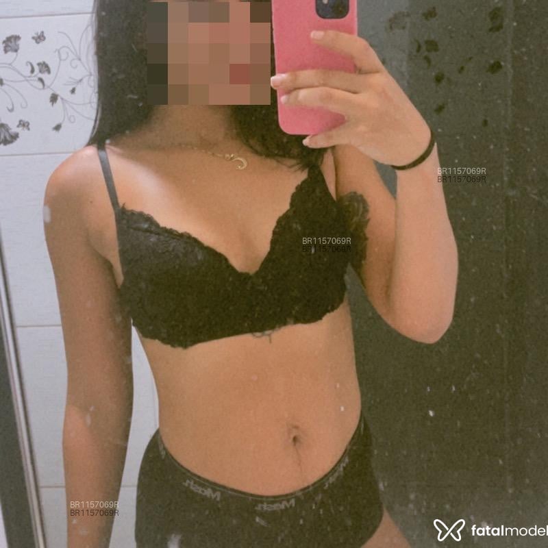 Acompanhante Lara Lins - Feed