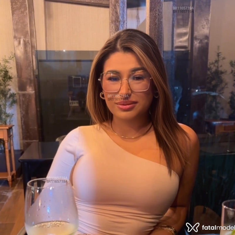 Acompanhante Camila - Feed