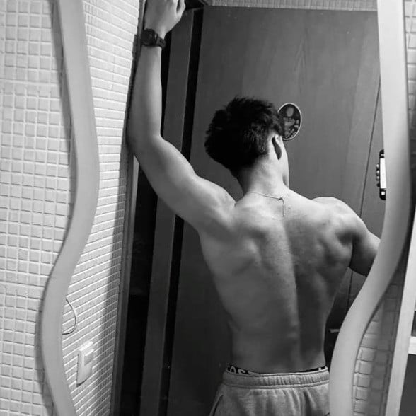 Acompanhante Gustoso - Feed