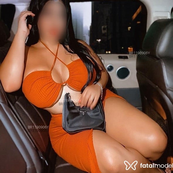 Acompanhante Gabi Kardashian - Feed