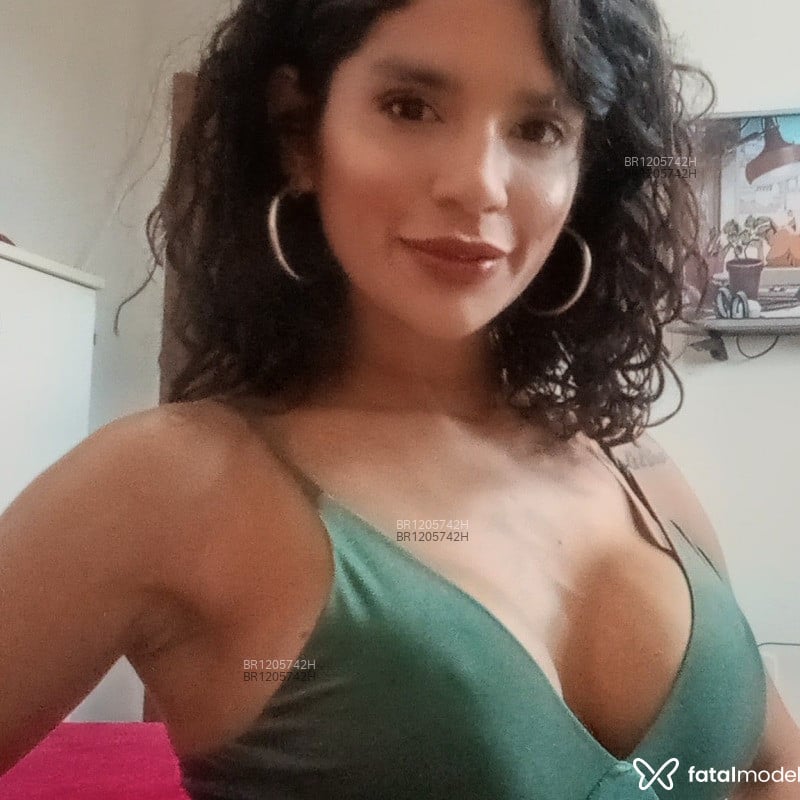 Acompanhante Alê Morena - Feed