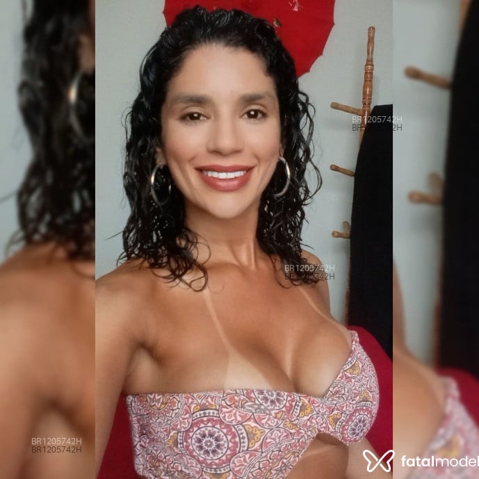 Acompanhante Alê Morena - Feed