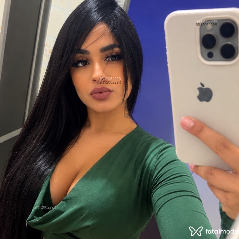 Acompanhante Iara Ally - Feed