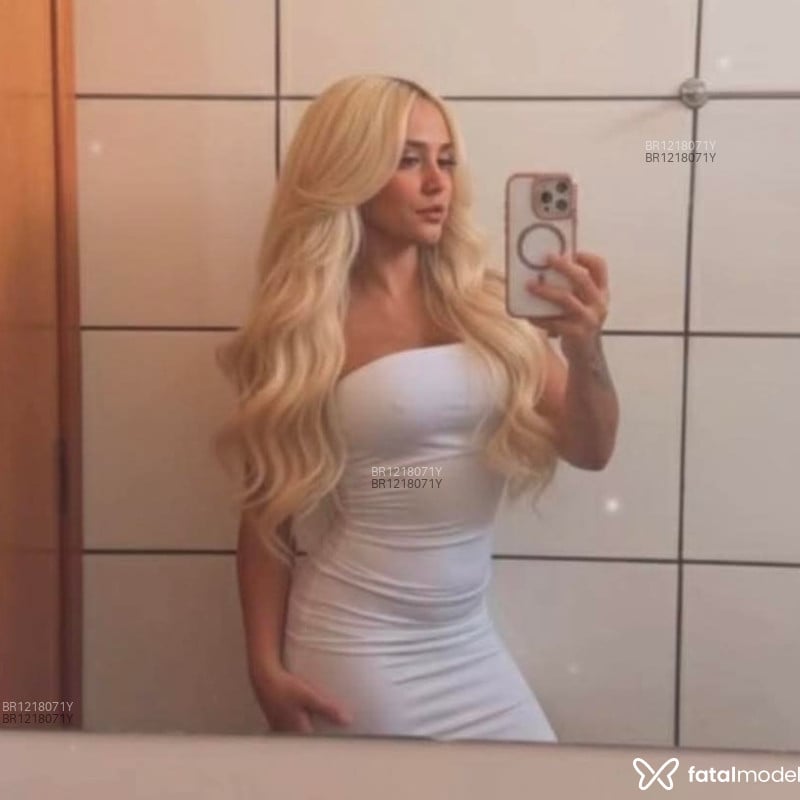 Acompanhante Maria Helena - Feed