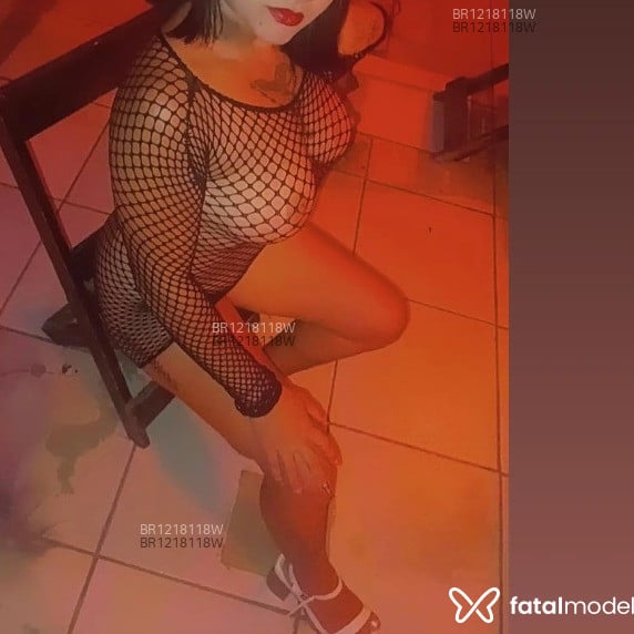 Acompanhante Carol Moura - Feed