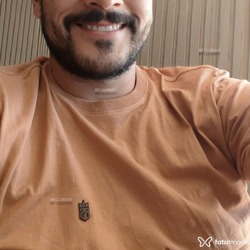 Acompanhante Amigo no sigilo - Feed