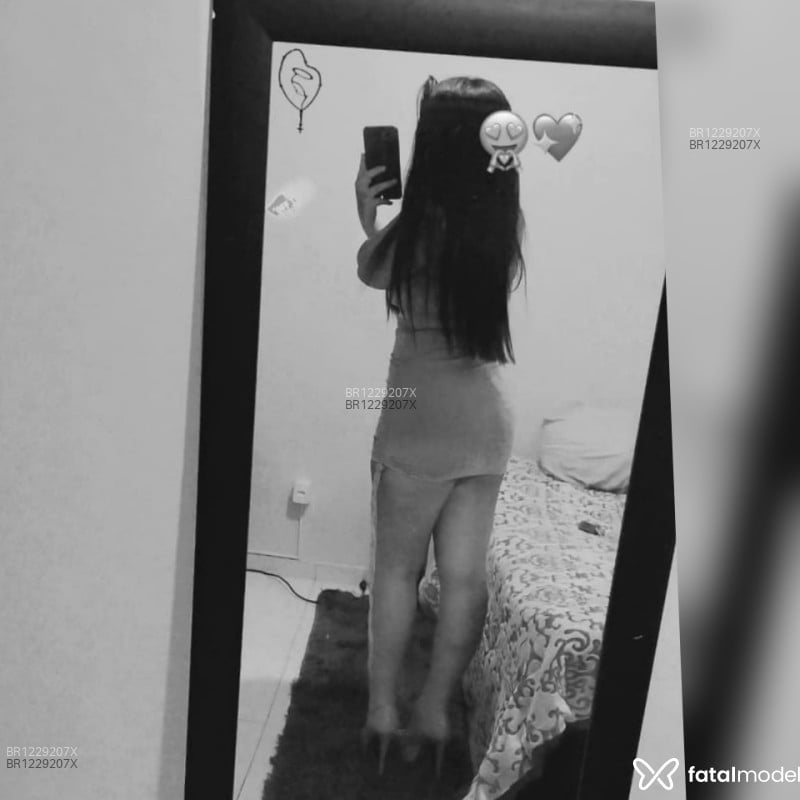 Acompanhante Saah Oliveira - Feed