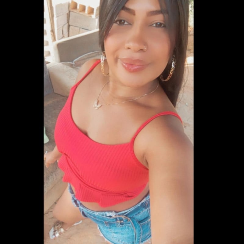 Acompanhante Vick Aguiár - Feed