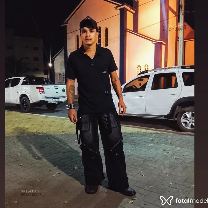 Acompanhante Juan Miguel - Feed