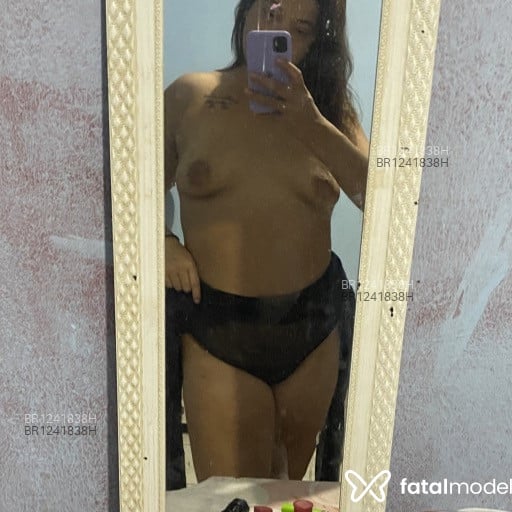 Acompanhante Fernanda - Feed