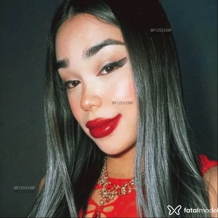 Acompanhante Isis portela - Feed