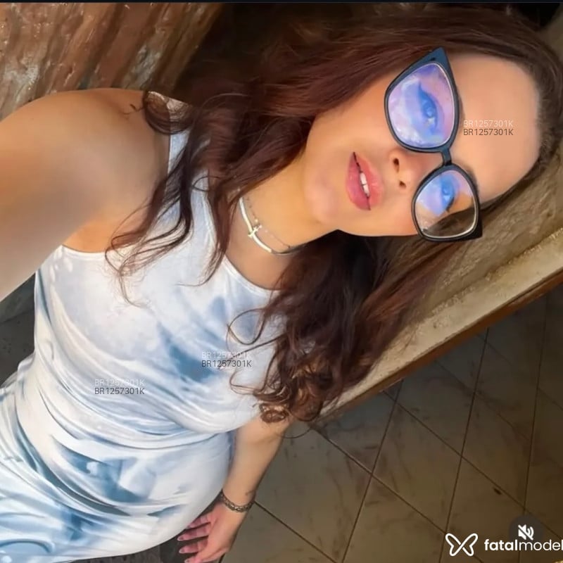Acompanhante Iara Cristina - Feed