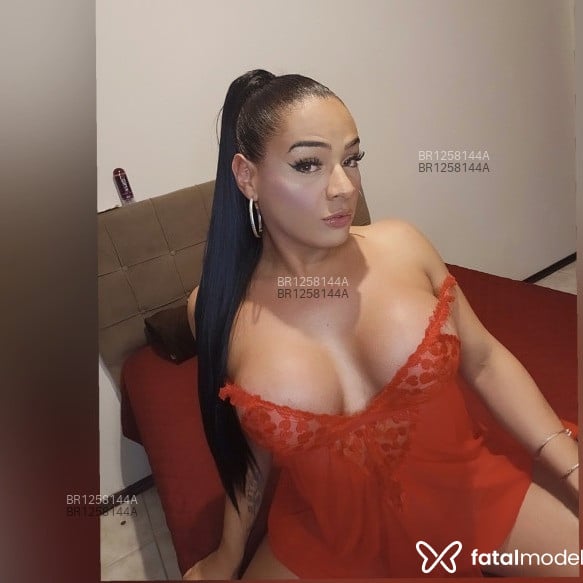 Acompanhante Luana Ferraz - Feed