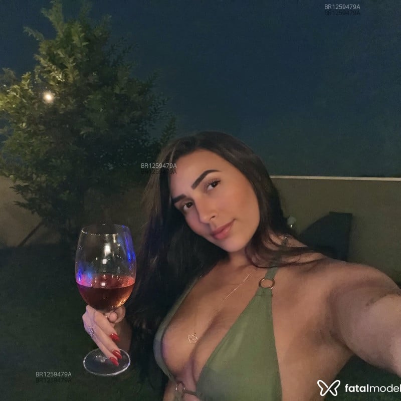 Acompanhante Renata Lyra - Feed