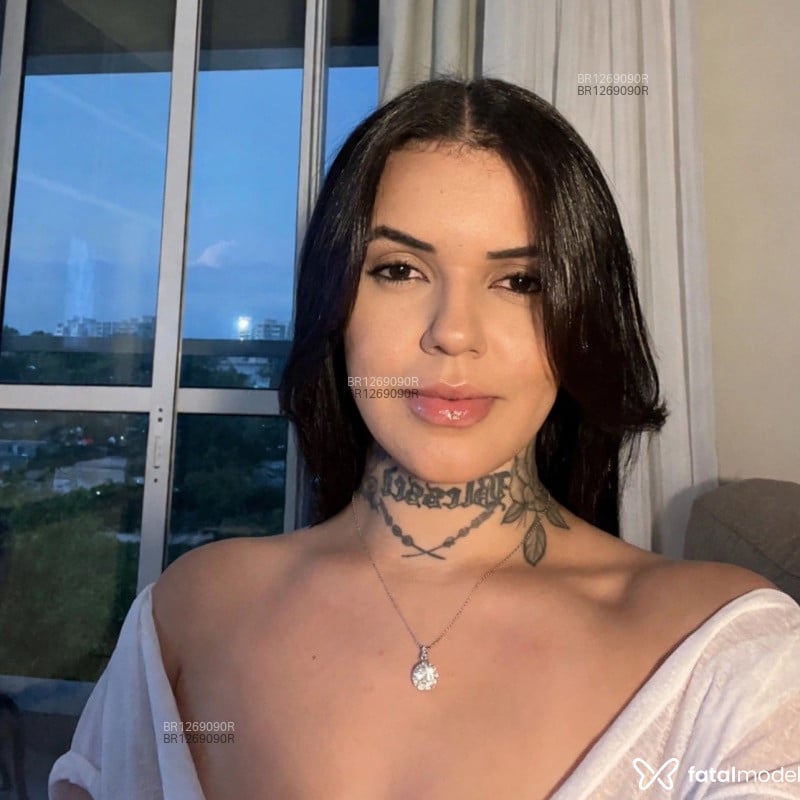 Acompanhante Safira - Feed