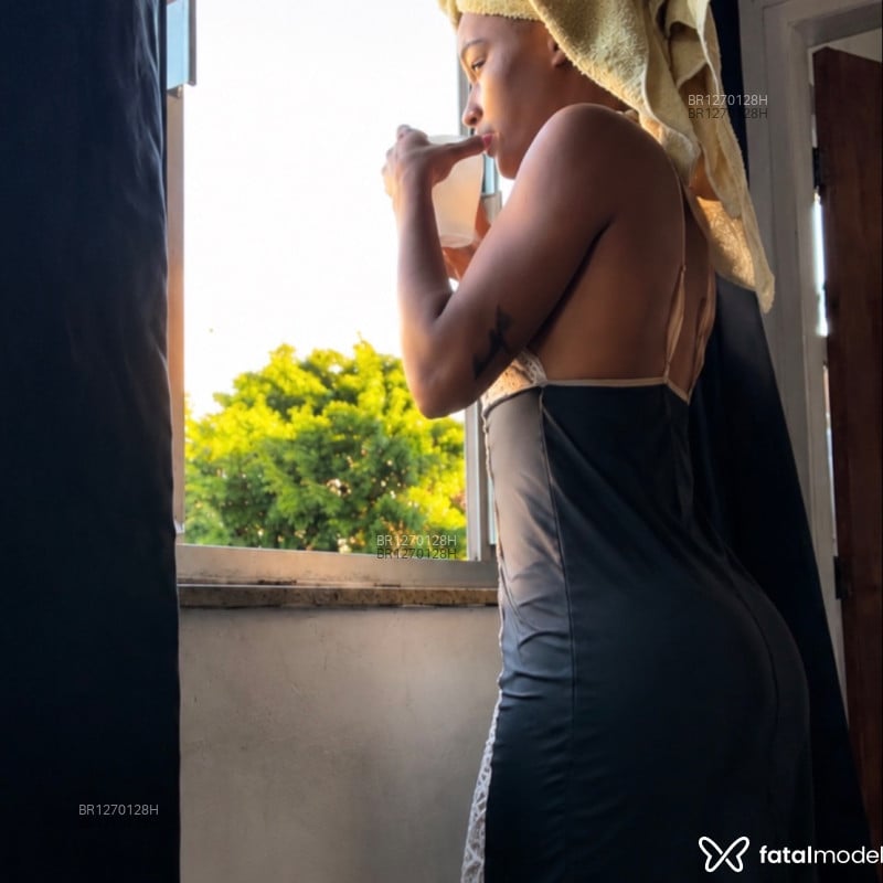 Acompanhante Anna Caroliny - Feed