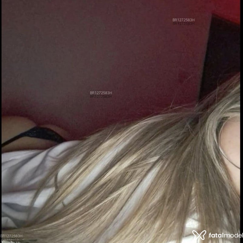 Acompanhante Serena Venturine - Feed