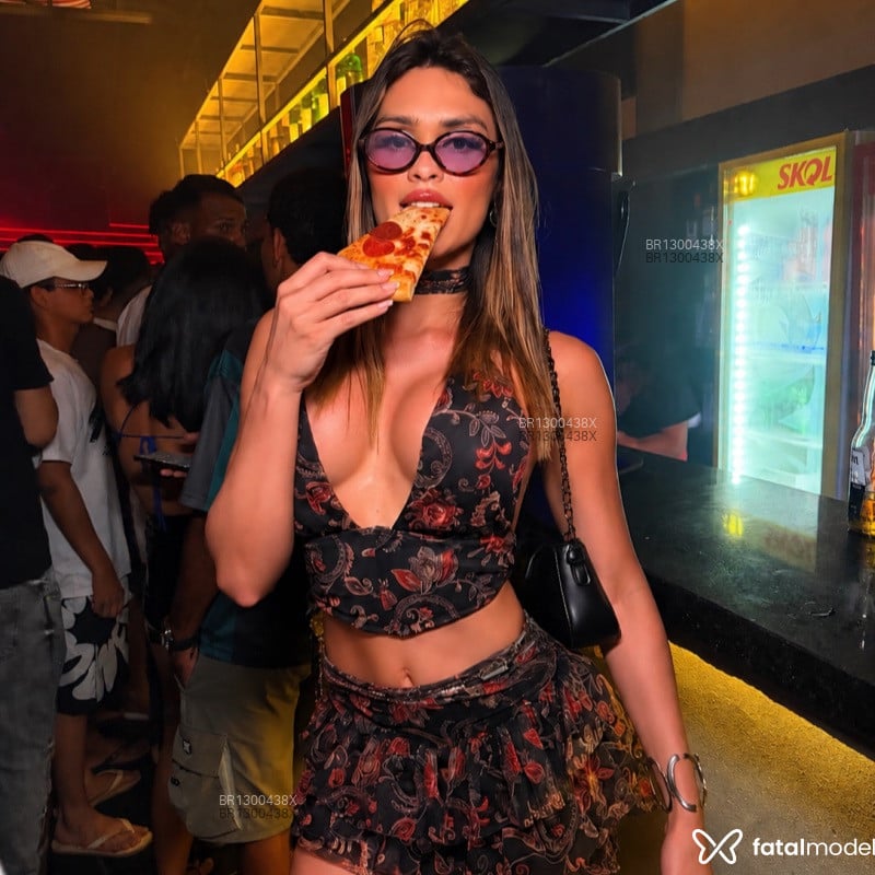 Acompanhante Louanda Soares - Feed