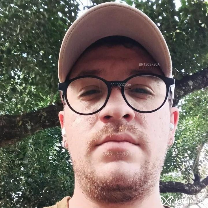 Acompanhante Alex - Feed