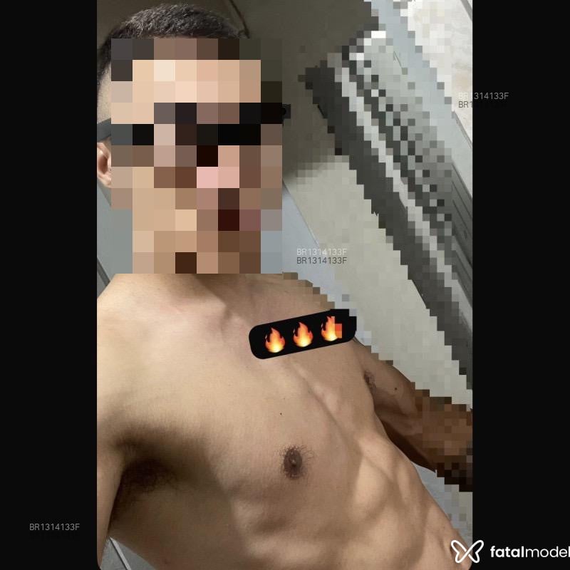 Acompanhante Henrique - Feed