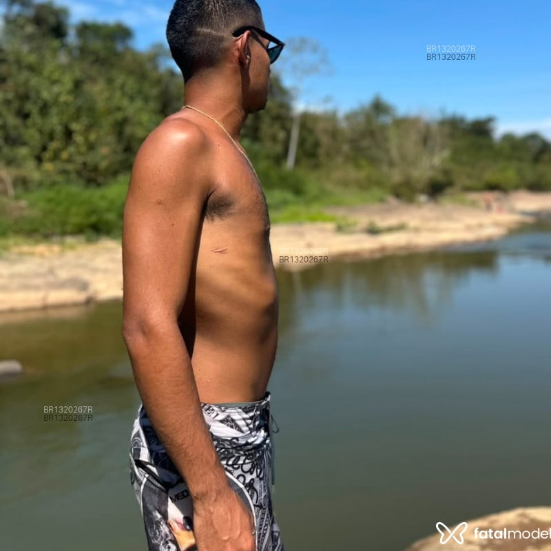 Acompanhante Henrique - Feed