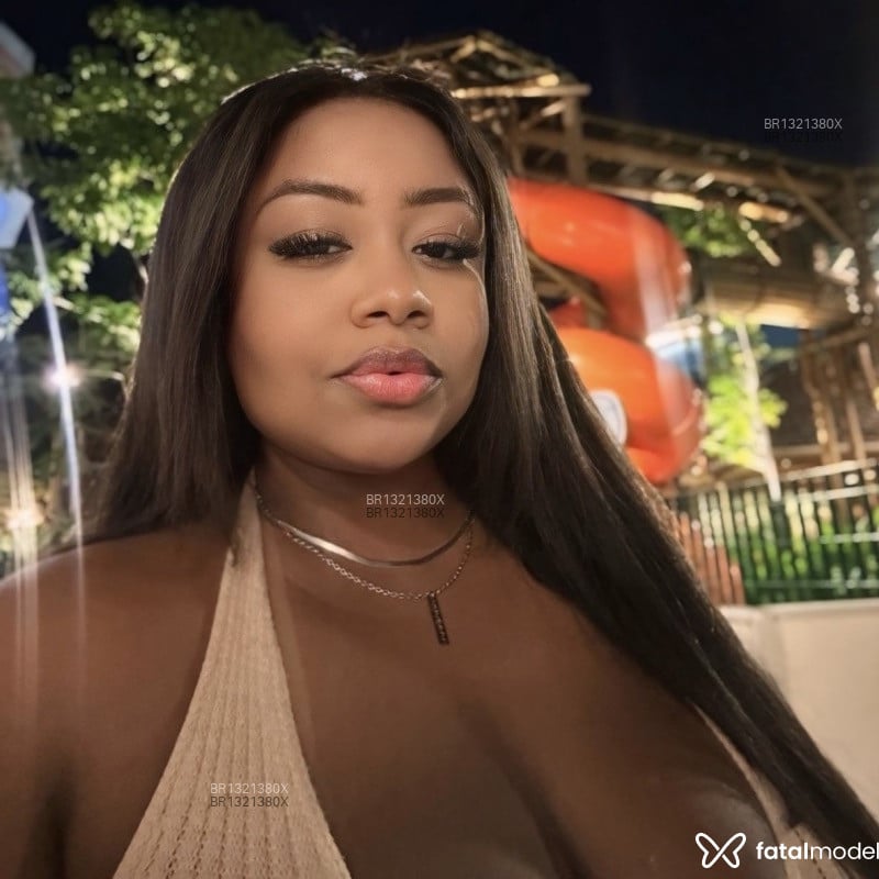 Acompanhante Fabiane Brito - Feed